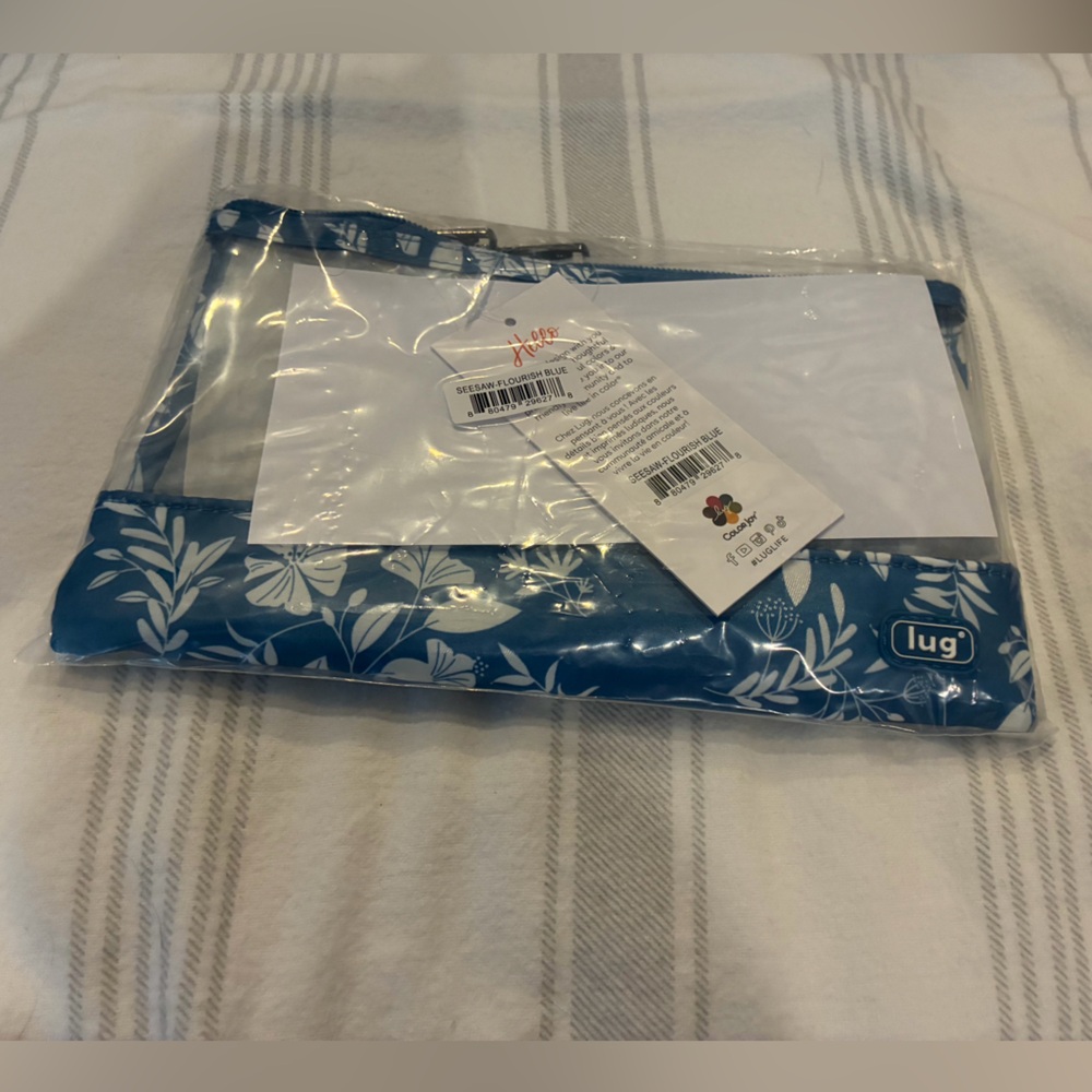 NWT lug Seesaw in flourish blue